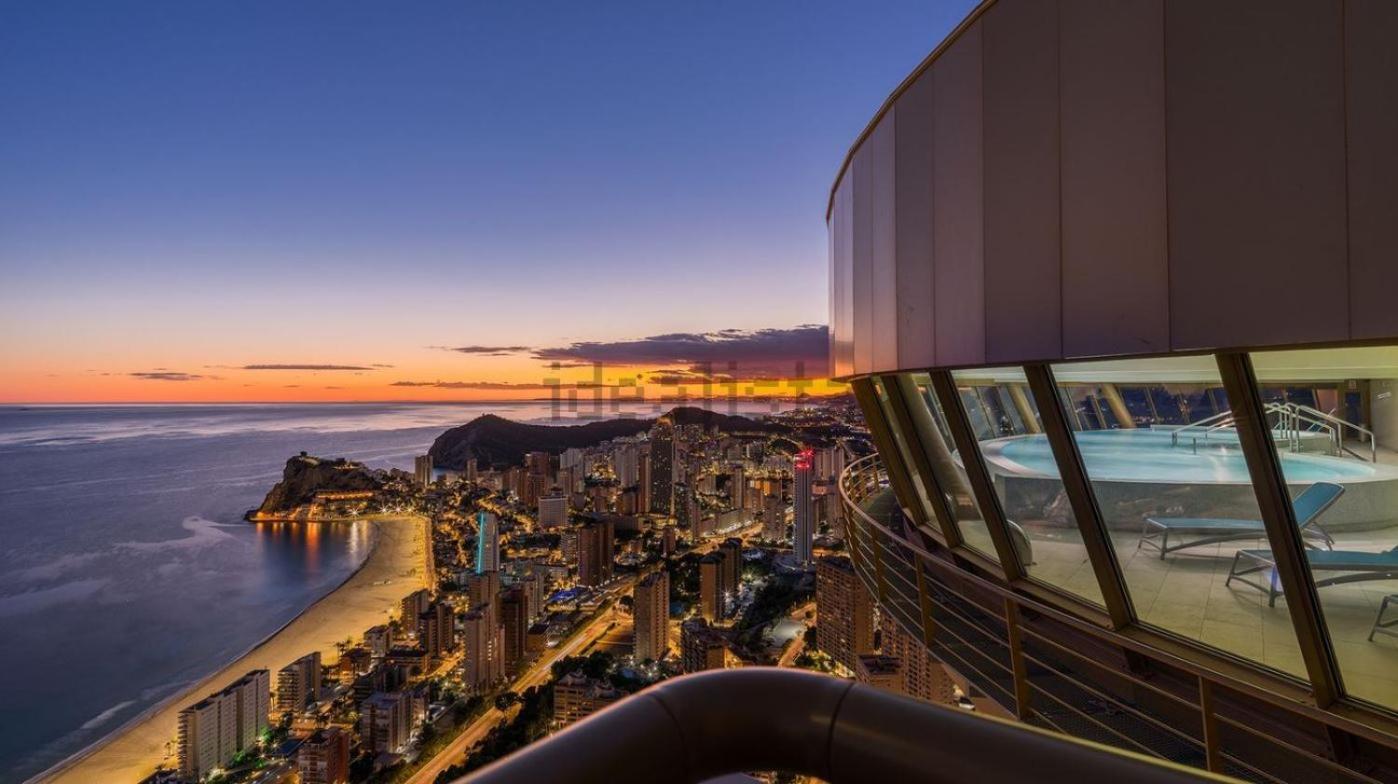 Intempo Luxury Ocean Views Resort بينايدورم المظهر الخارجي الصورة