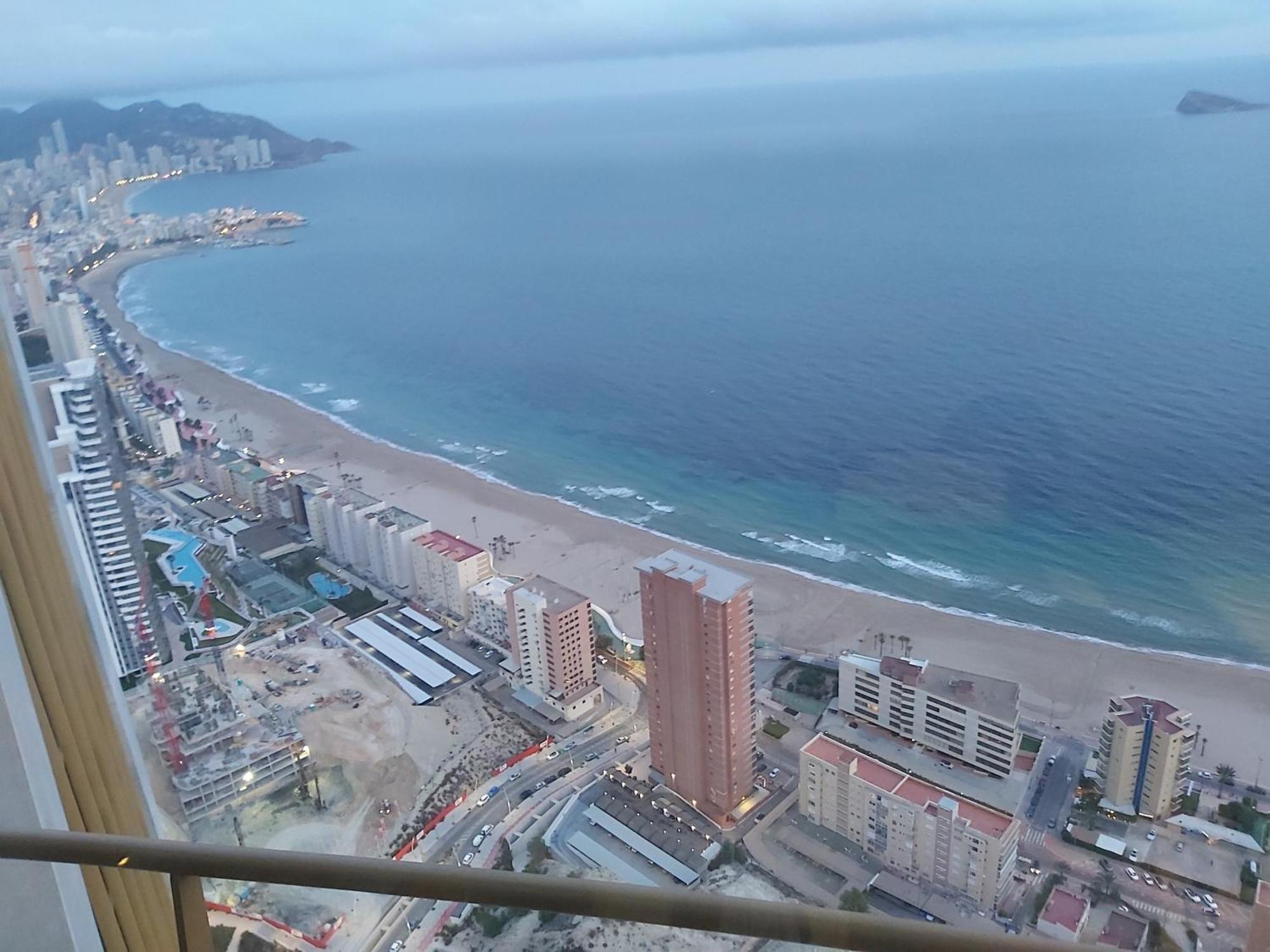 Intempo Luxury Ocean Views Resort بينايدورم المظهر الخارجي الصورة