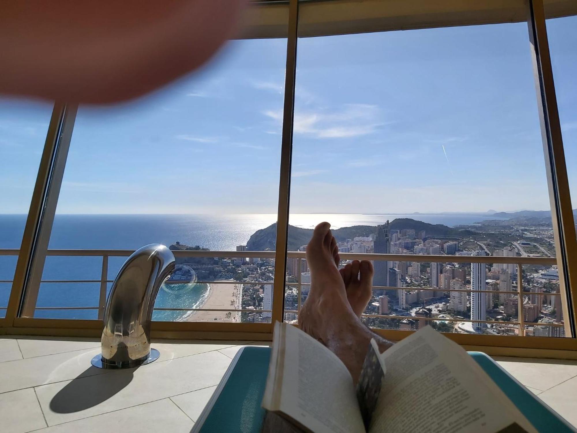Intempo Luxury Ocean Views Resort بينايدورم المظهر الخارجي الصورة