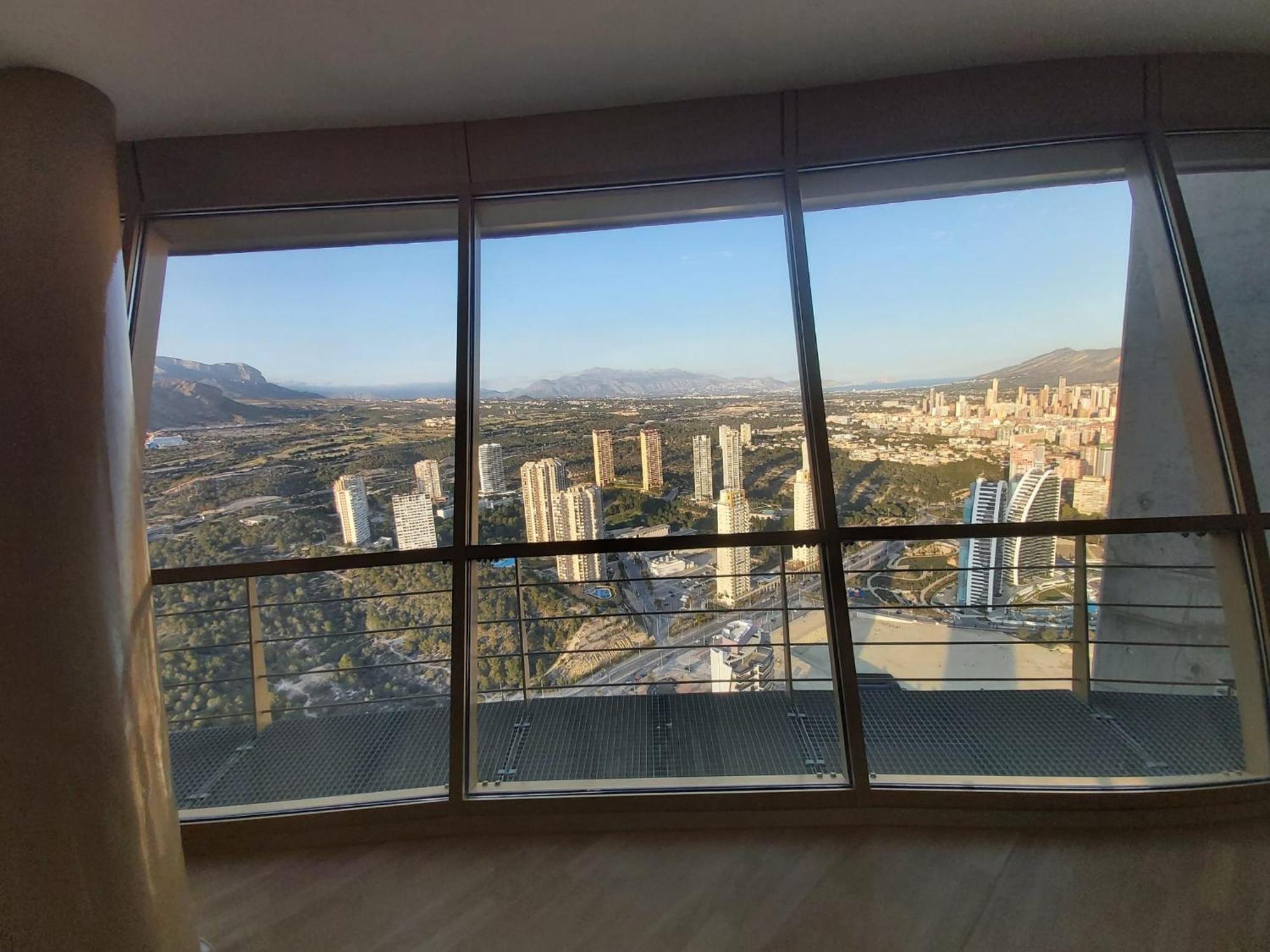Intempo Luxury Ocean Views Resort بينايدورم المظهر الخارجي الصورة