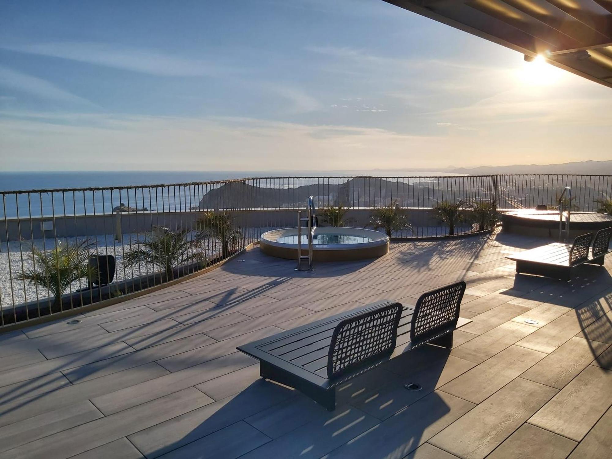 Intempo Luxury Ocean Views Resort بينايدورم المظهر الخارجي الصورة